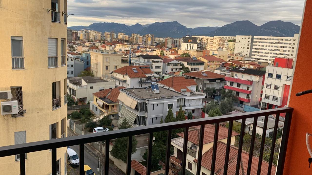 Beautiful And Lovely Apartment Tirana Eksteriør billede