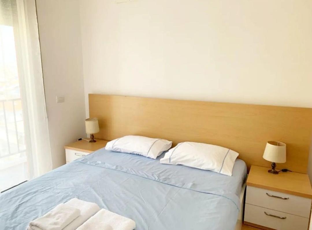 Beautiful And Lovely Apartment Tirana Eksteriør billede